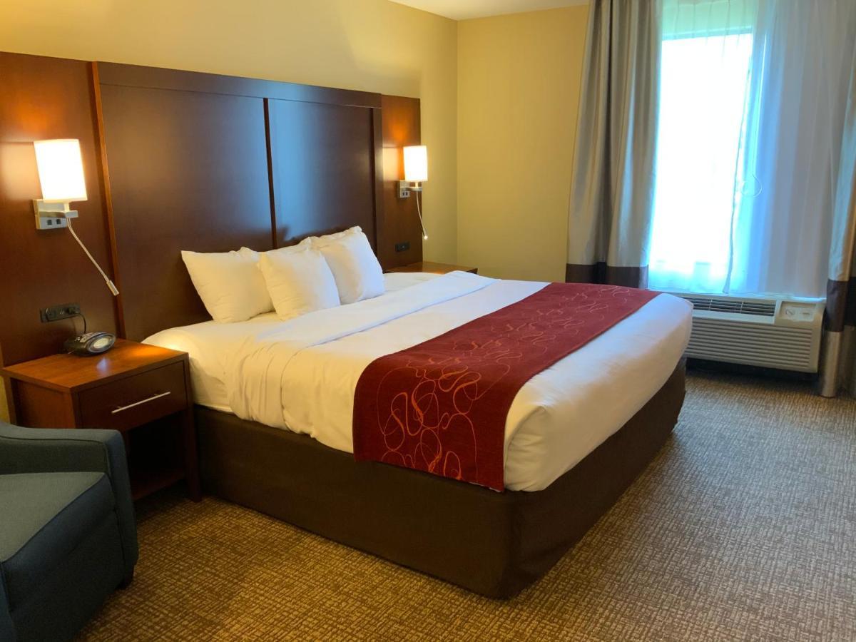 คอมฟอร์ต สวีท เฟรเดอริคส์เบิร์ก นอร์ท เฟรเดอริคสเบิร์ก Hotel เฟรเดอริกส์เบิร์ก ภายนอก รูปภาพ