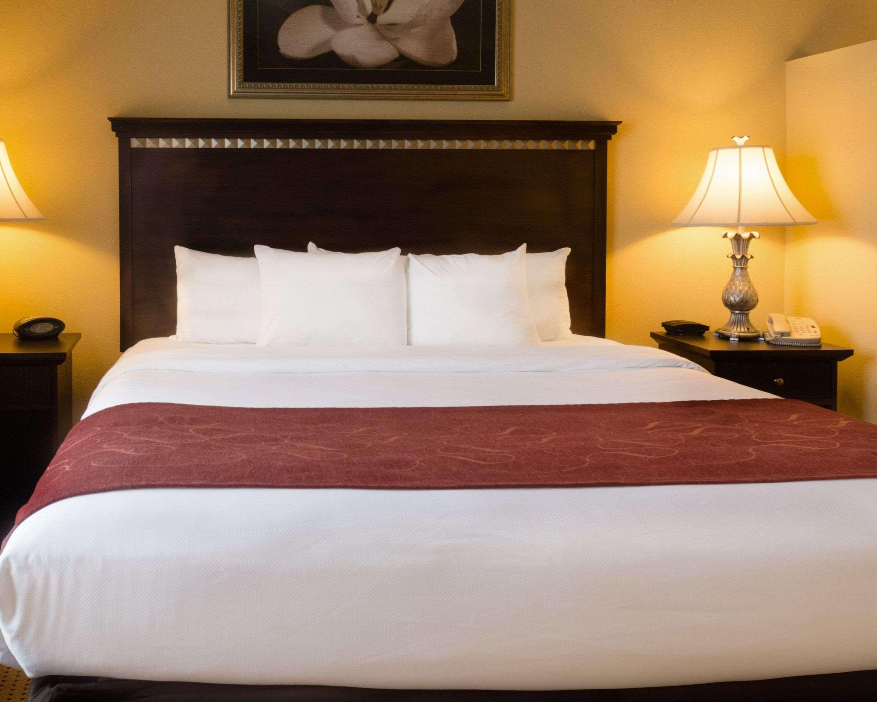 คอมฟอร์ต สวีท เฟรเดอริคส์เบิร์ก นอร์ท เฟรเดอริคสเบิร์ก Hotel เฟรเดอริกส์เบิร์ก ภายนอก รูปภาพ