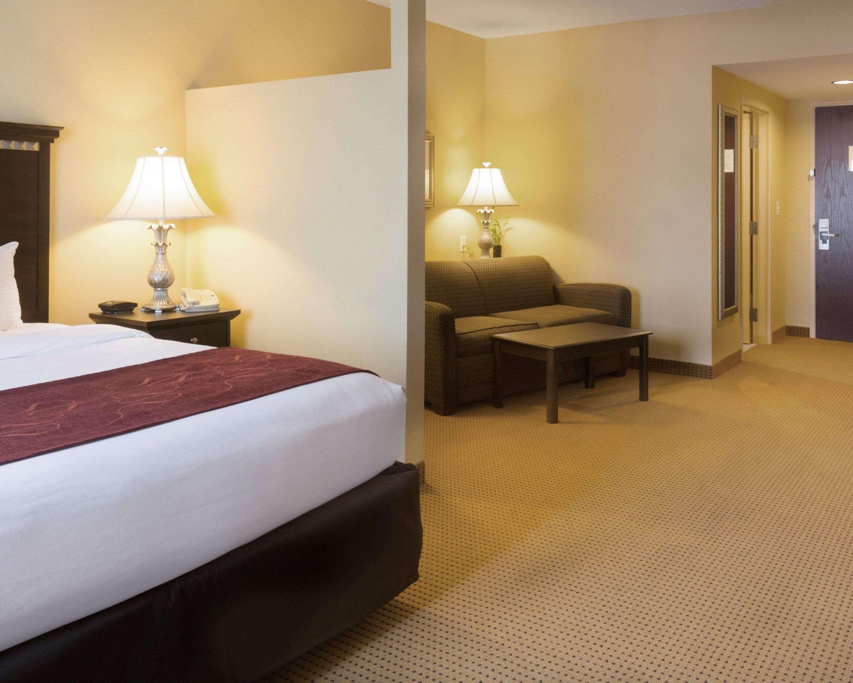 คอมฟอร์ต สวีท เฟรเดอริคส์เบิร์ก นอร์ท เฟรเดอริคสเบิร์ก Hotel เฟรเดอริกส์เบิร์ก ภายนอก รูปภาพ