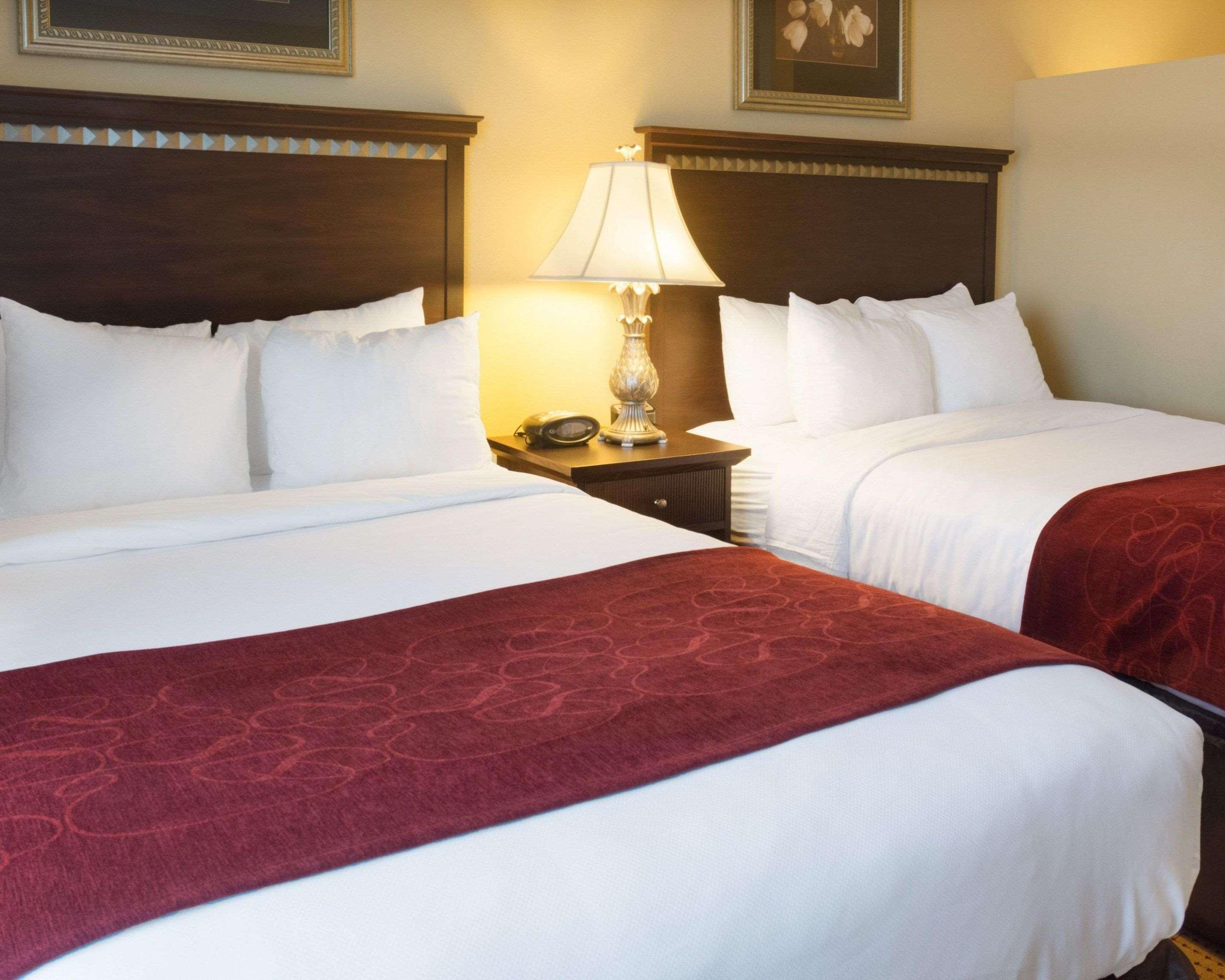 คอมฟอร์ต สวีท เฟรเดอริคส์เบิร์ก นอร์ท เฟรเดอริคสเบิร์ก Hotel เฟรเดอริกส์เบิร์ก ภายนอก รูปภาพ